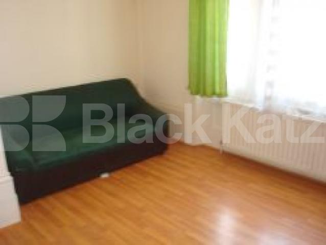 			New Instruction, 1 Bedroom, 1 bath, 1 reception Flat			 Cliff Villas, Camden Square